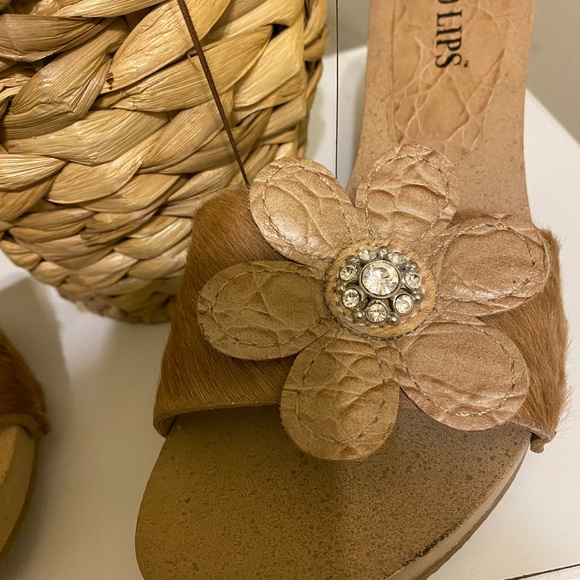 TWO LIPS Vintage Wooden Clogs - Picture 9 of 14